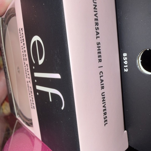 e.l.f. Poreless Putty Primer with Hydrating Squalane And e.l.f. Face Sponge - Picture 2 of 3